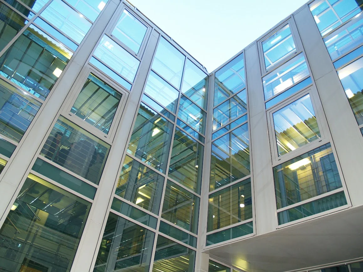 Biblioteca Civica di Alessandria – facciata continua vetrata
